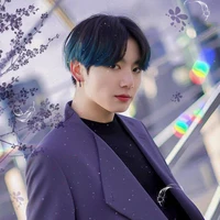 จองกุก(พี่คนที่6)