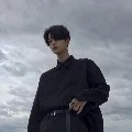 นนท์🖤(คนที่เเอบชอบนิ้ง)