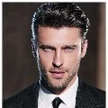 Adrián Evenson(Papá de Elisa y Emiliano)