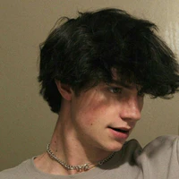 Santiago Smith (Mejor amigo de Emiliano)
