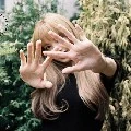 QUEEN ICHA MANOBAN (adik ke 1 lisa)