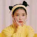 IU(kakak angkat lisa dn sekretaris lisa)