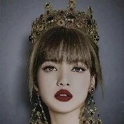 queen lisa Pertiwi