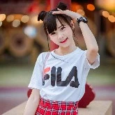 คริสตัล/นางเอก