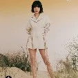 Hwang Eunha (Kakak tiri lisa)