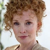 SEÑORA HEADEY