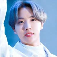 J HOPE(hobi)