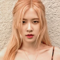 rose gold aveger