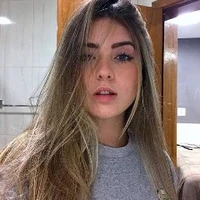 Clara(amiga da Priscila)