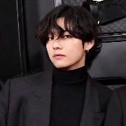 KIM TAEHYUNG