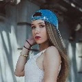 Lys(novia de Bastian)