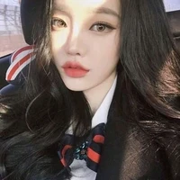 Dambi (disfrazada)