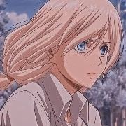 Christa🥺
