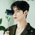 Eunwoo manoban ( oppa lisa)
