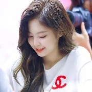 JENNIE