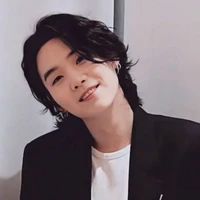 Min Yoongi/ Suga