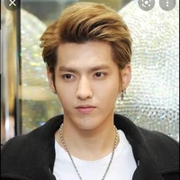 เปียโน(พี่ชายนางเอก+เพื่อนพระเอก