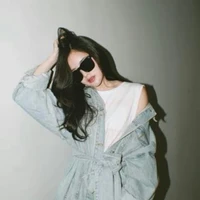 ใหม่(นางเอก)