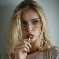 Sabrina (17 años)
