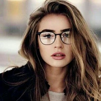 Ashley Kingston/Scarlett Roland