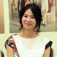 Mrs Kim/Aera