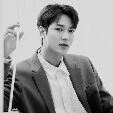 Lee min manoban (appa Lisa)
