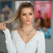 Kate (Manager)