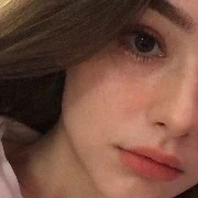 Pamela Ruesta Smit(19)