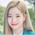 Lee disa (kakak tiri fania)