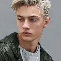 Ryan De