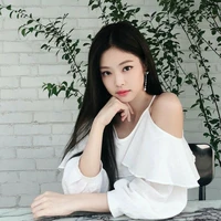 Jennie Evva Queensy