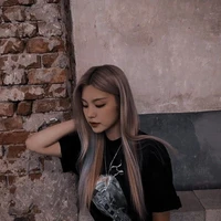 Devi Laura