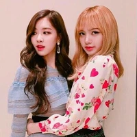 Rose & Lisa