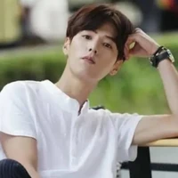 ม่อน(พี่นางเอก)