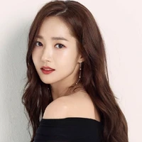 park min young(momy lisa and chanyeol)