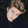 Emilio Vegas(amigo de hermanos)(18)