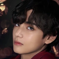 𝓚𝓲𝓶 𝓣𝓪𝓮𝓱𝔂𝓾𝓷𝓰