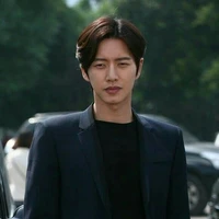พ่อ(พระเอก)