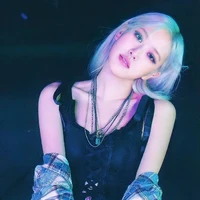Lee Roseanne/Rosie