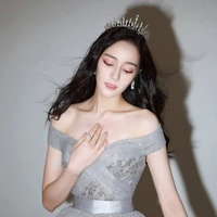 เจส(แม่พระเอก)