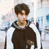 อาทิตย์/พ่อพระเอก