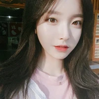 ครู น้ำฝน (ครูประจำตัวพวกนางเอก)