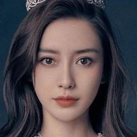 เซียน่า(เเม่นางเอก)