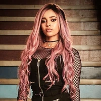 Toni Topaz