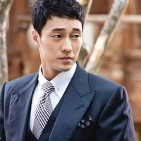 Mr Kim