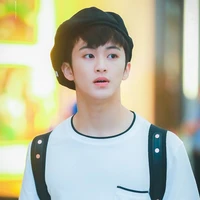 Zhong Alvino King(Mark Kimberliy)