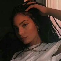 Lara(19)(mj amiga)