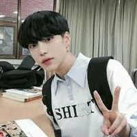 ไม้(เพื่อนนายเอก+คู่2)