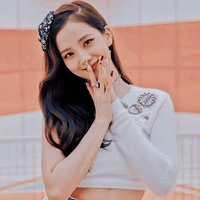 𝑸𝒖𝒆𝒆𝒏 𝒗𝒊𝒐𝒍𝒂 𝒂𝒍𝒆𝒙𝒂𝒏𝒅𝒆𝒓