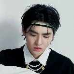 Kris💜🖤